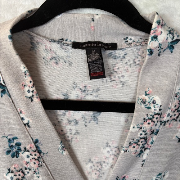 Nanette Lepore Floral Gray Wrap Tunic Top Medium - Picture 5 of 8